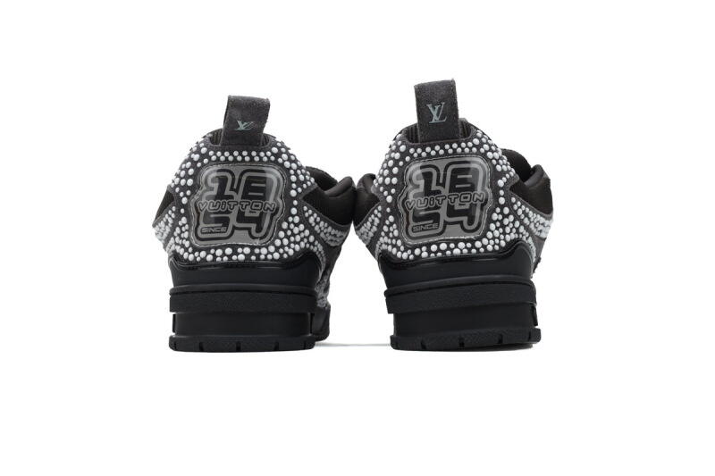 LOUIS VUITTON Black Grey White Diamond