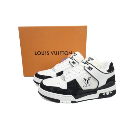 LOUIS VUITTON Trainer White Black 02