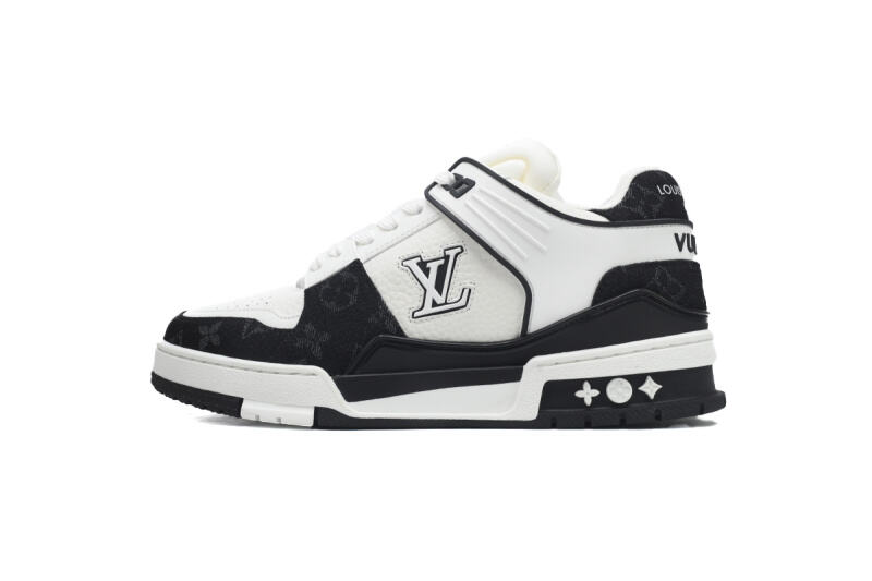 LOUIS VUITTON Trainer White Black