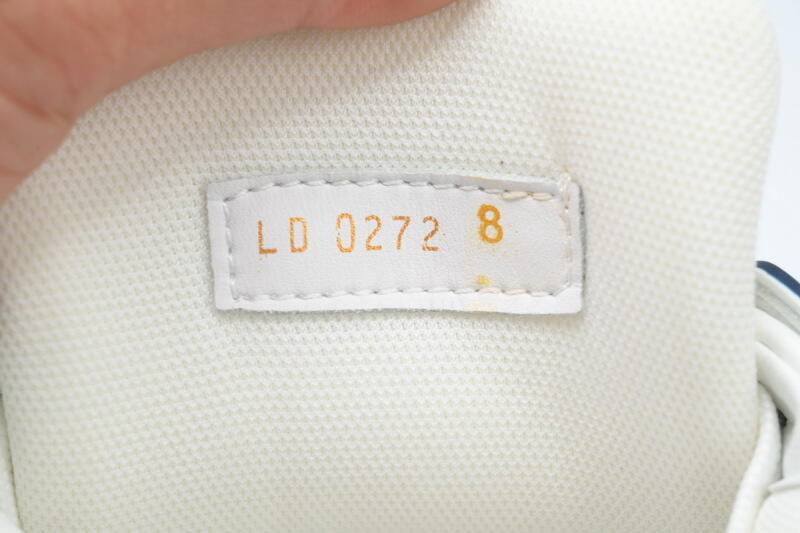 LOUIS VUITTON Trainer White Blue