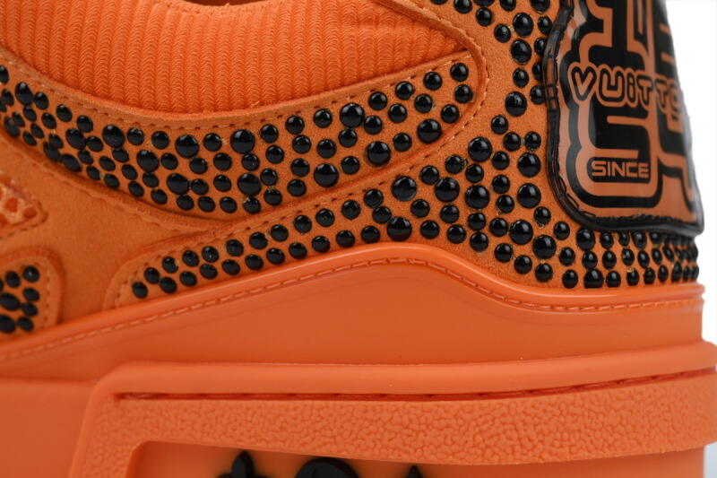LOUIS VUITTON Trainer Orange Diamond
