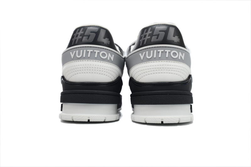 LOUIS VUITTON Trainer Black Grey