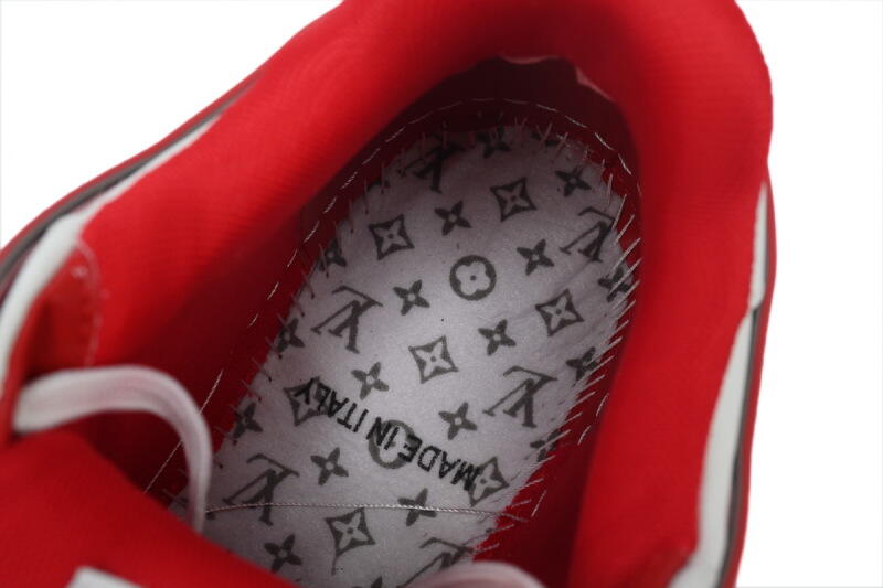 LOUIS VUITTON Trainer White Red