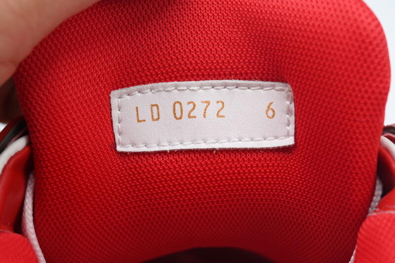 LOUIS VUITTON Trainer White Red