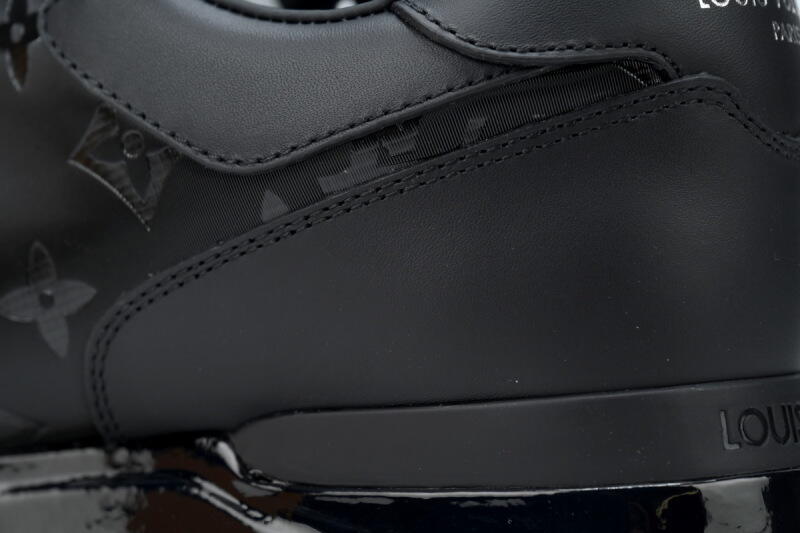 LV Run Away Black