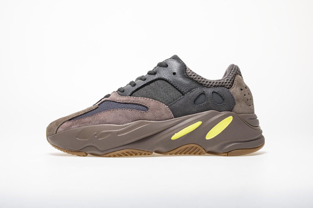 AH Yeezy Boost 700 “Mauve”