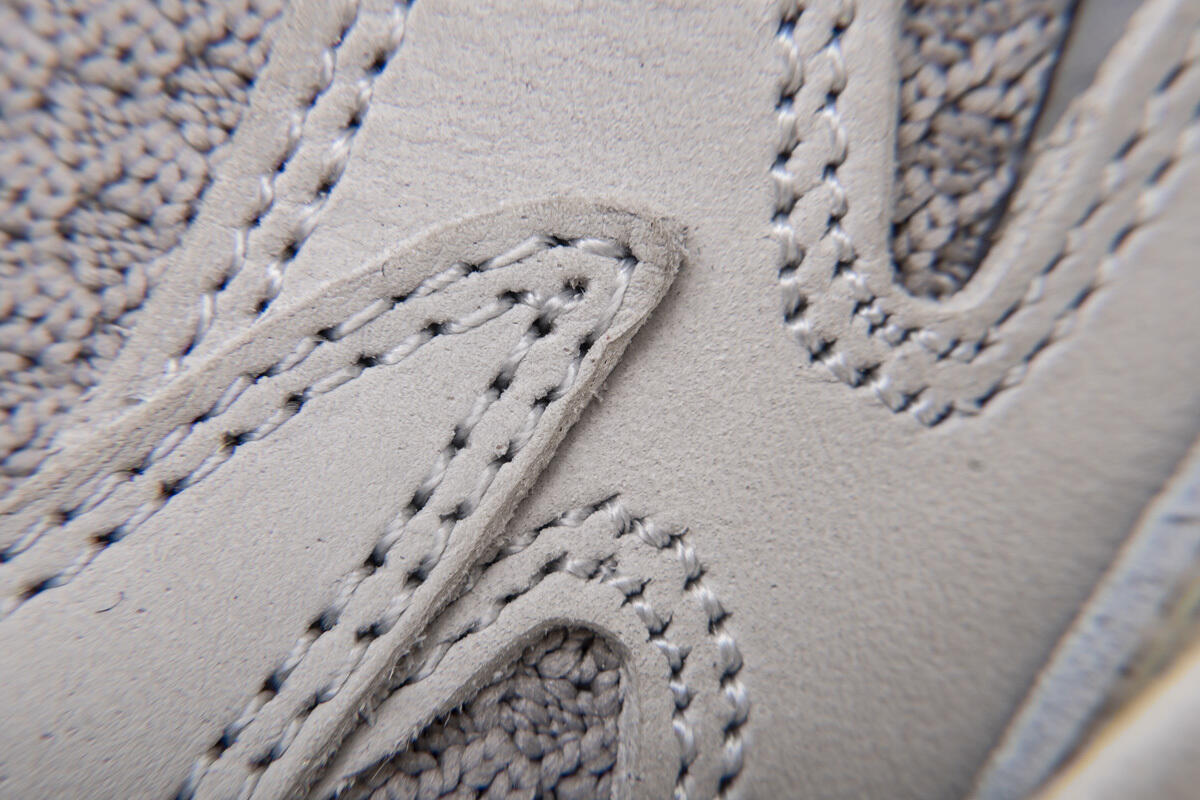 AH Yeezy Boost 700 V2 “Static”