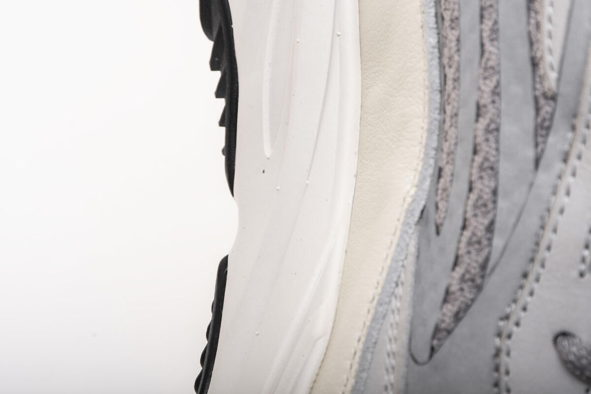 AH Yeezy Boost 700 V2 “Static”
