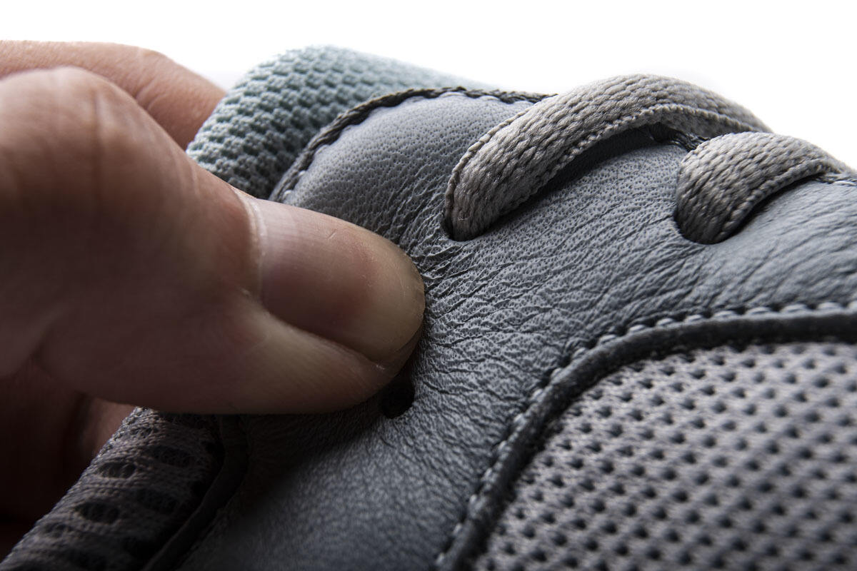 AH Adidas Yeezy Boost 700 "Inertia "