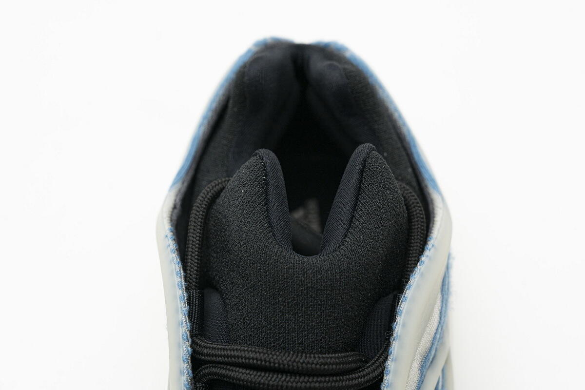 S2 adidas Yeezy 700 V3 “Kyanite” Basf Boost
