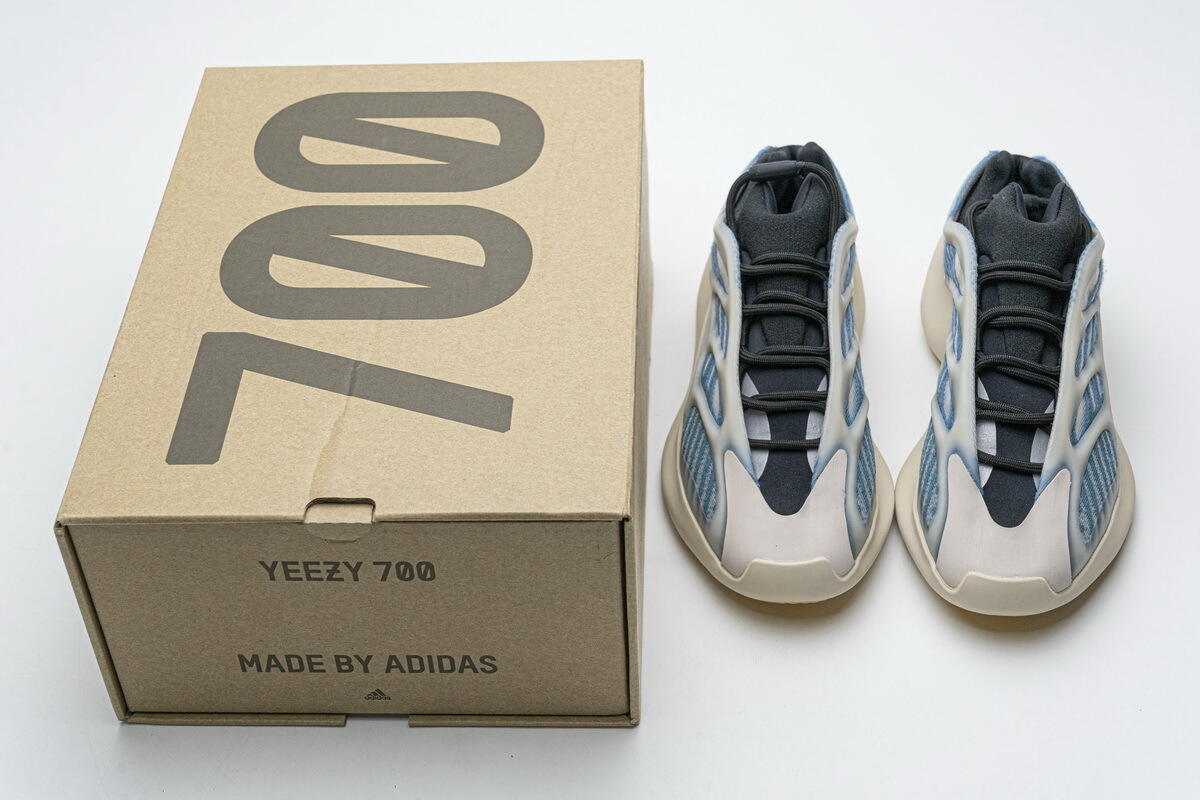 S2 adidas Yeezy 700 V3 “Kyanite” Basf Boost