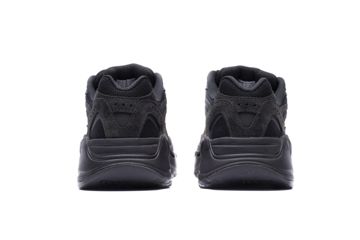 S2 Yeezy Boost 700V2 Vanta