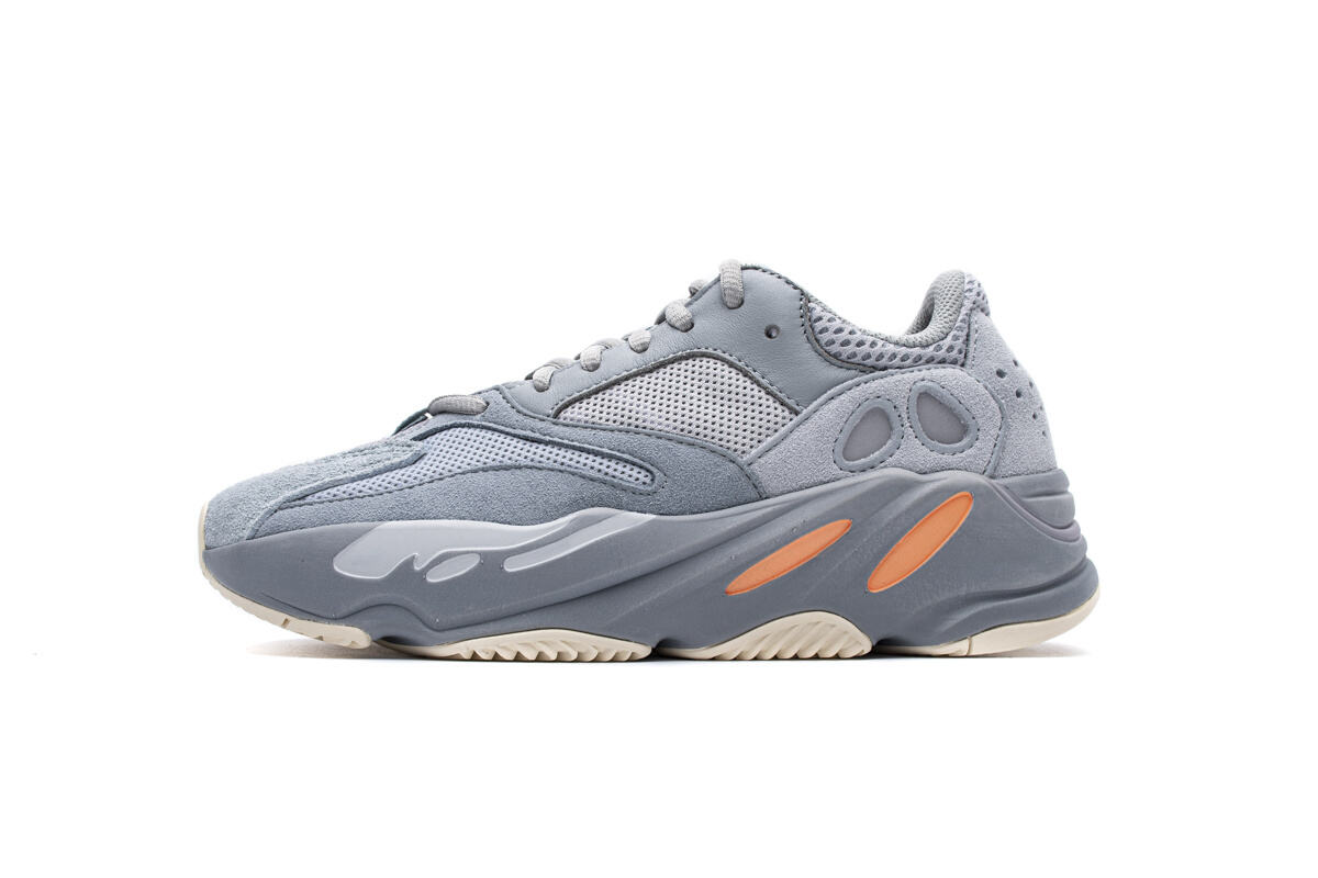 S2 Yeezy Boost700“Inertia”