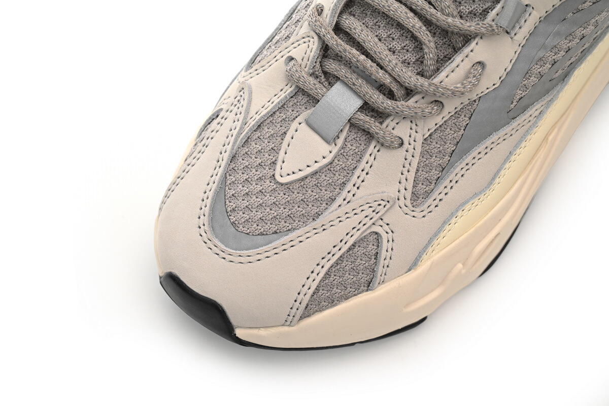 OG Yeezy Boost 700V2 “Static”