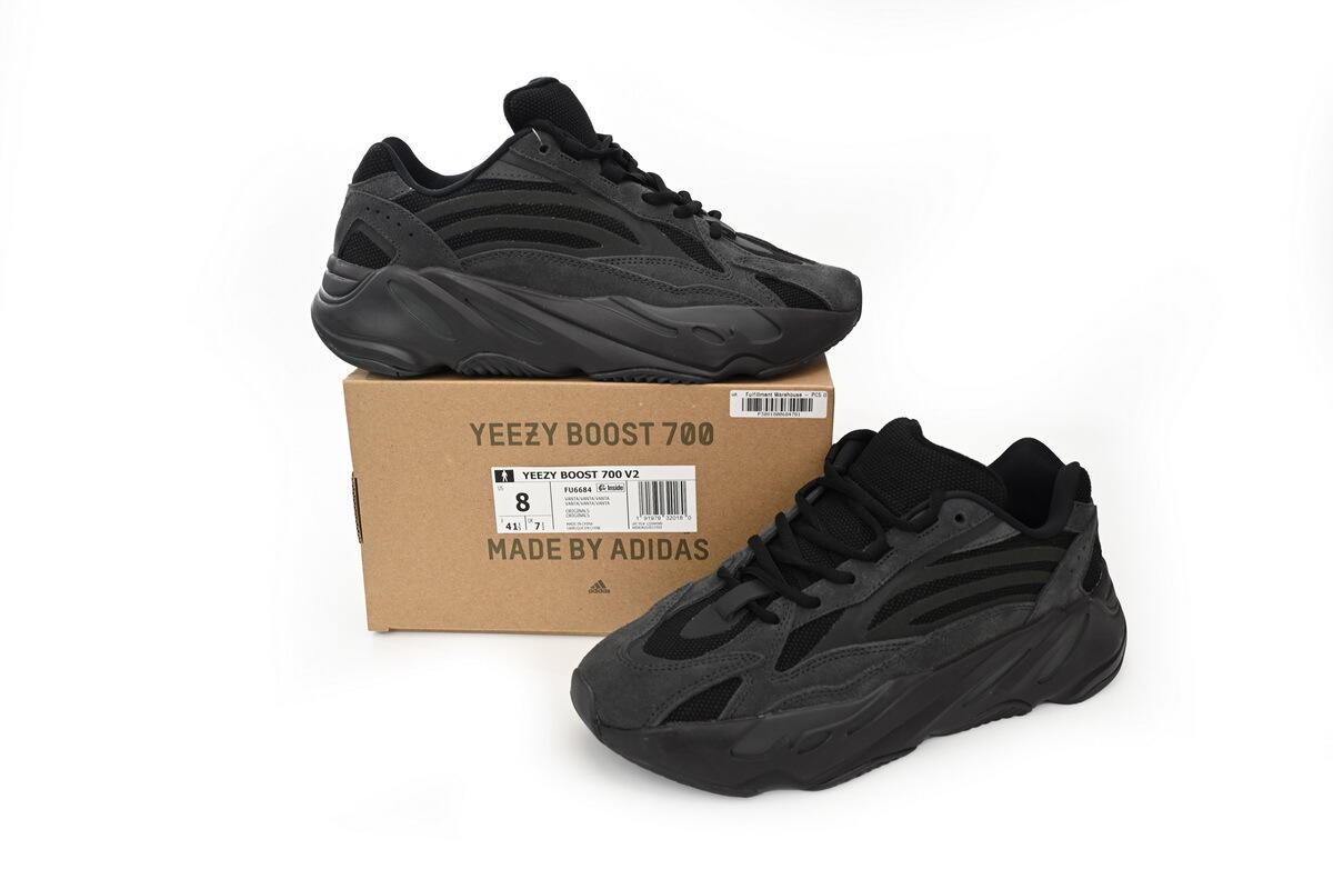 OG Yeezy Boost 700 V2 Vanta