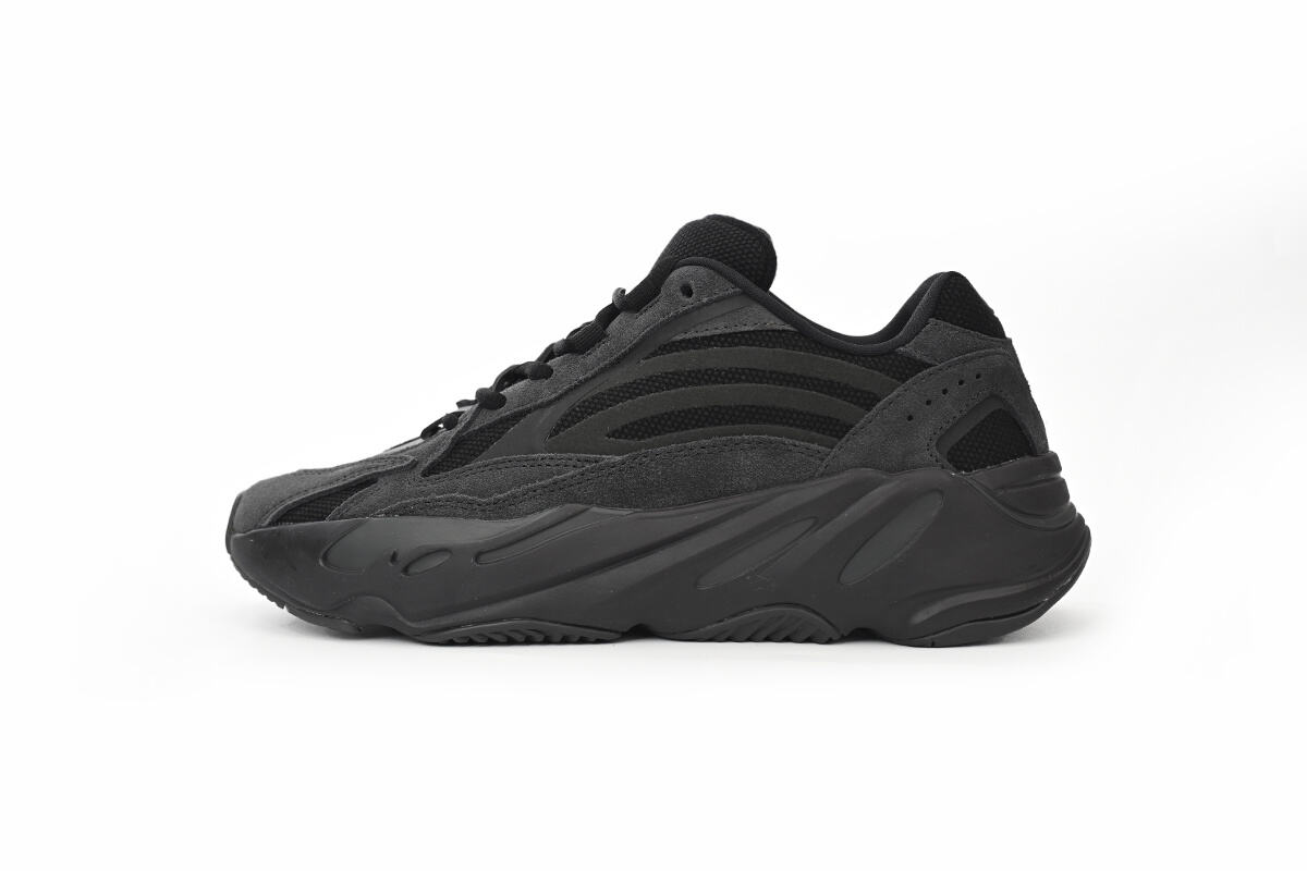 OG Yeezy Boost 700 V2 Vanta