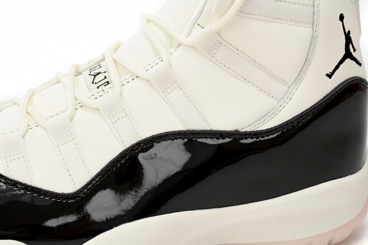XP Air Jordan 11 WMNS “Neapolitan”