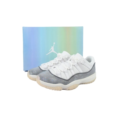 XH Air Jordan 11 Low “Snakeskin” 02