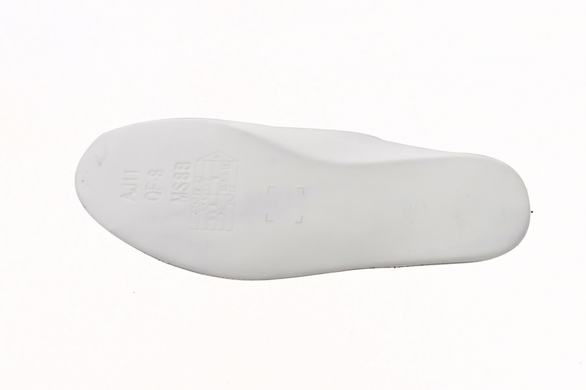 XH Air Jordan 11 Retro Platinum Tint
