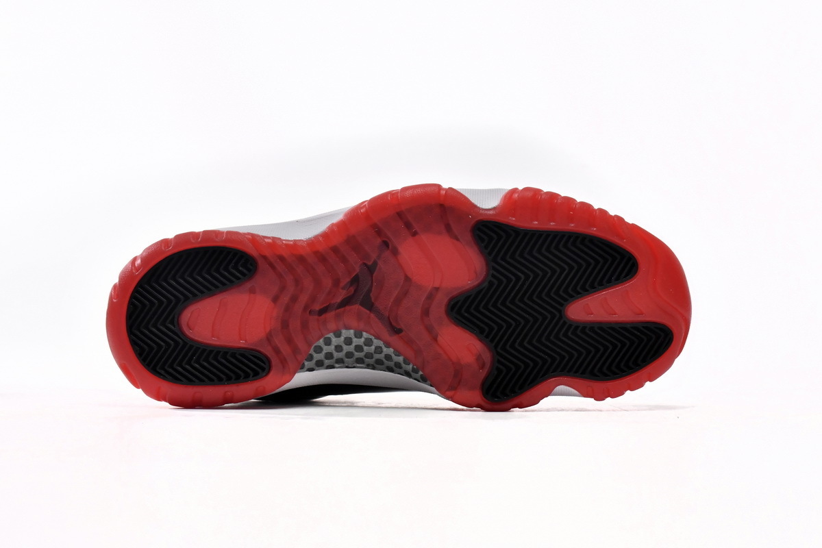 XH Air Jordan 11 Retro Low Concord Bred