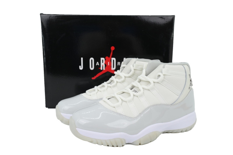DJ Wmns Air Jordan 11 Retro 'Grand Finale'