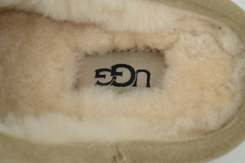 UGG Thin And Light One Foot Sandblasting Color