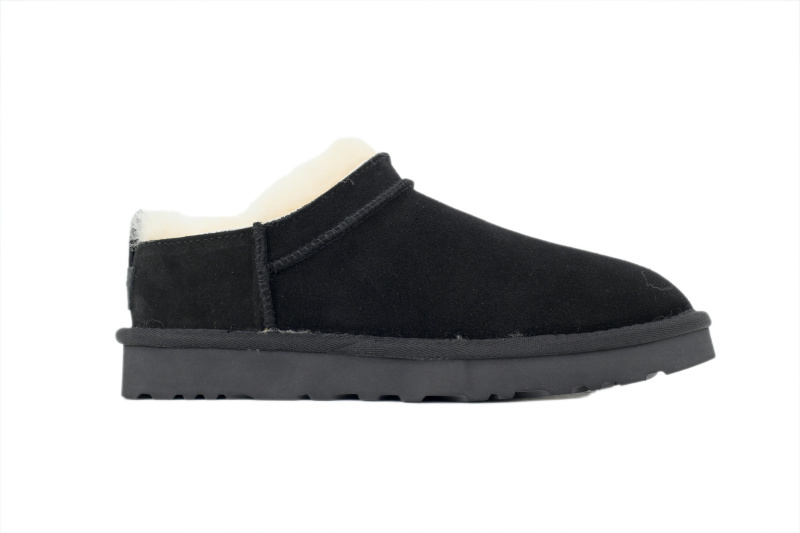 UGG Thin Black Base