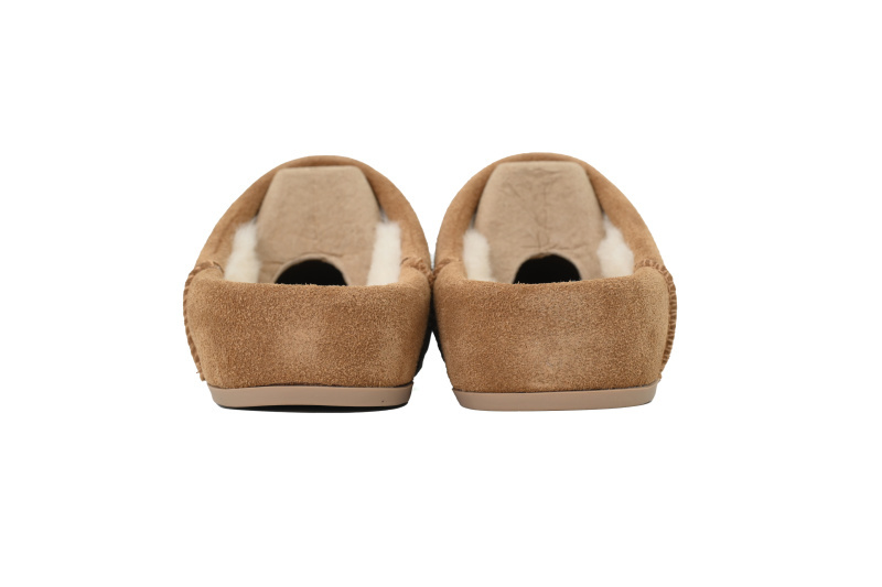 UGG Thin And Light Kick Chestnut Color