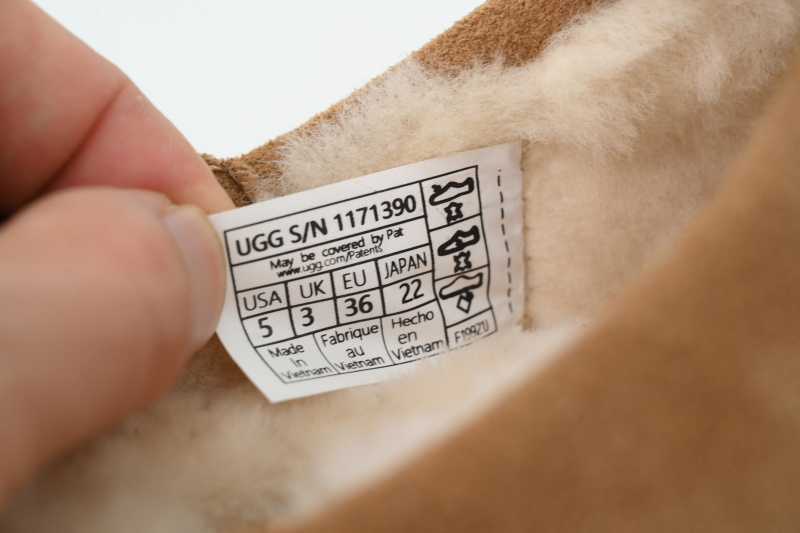 UGG Thin And Light Kick Chestnut Color