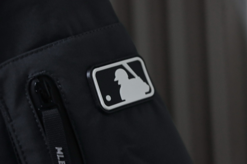 MLB 2nd Generation Large Fur Collar Workwear Down Jacket Grey