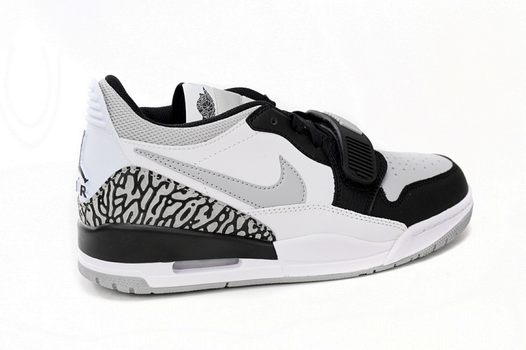 Air Jordan AJ312 White And Black Soot