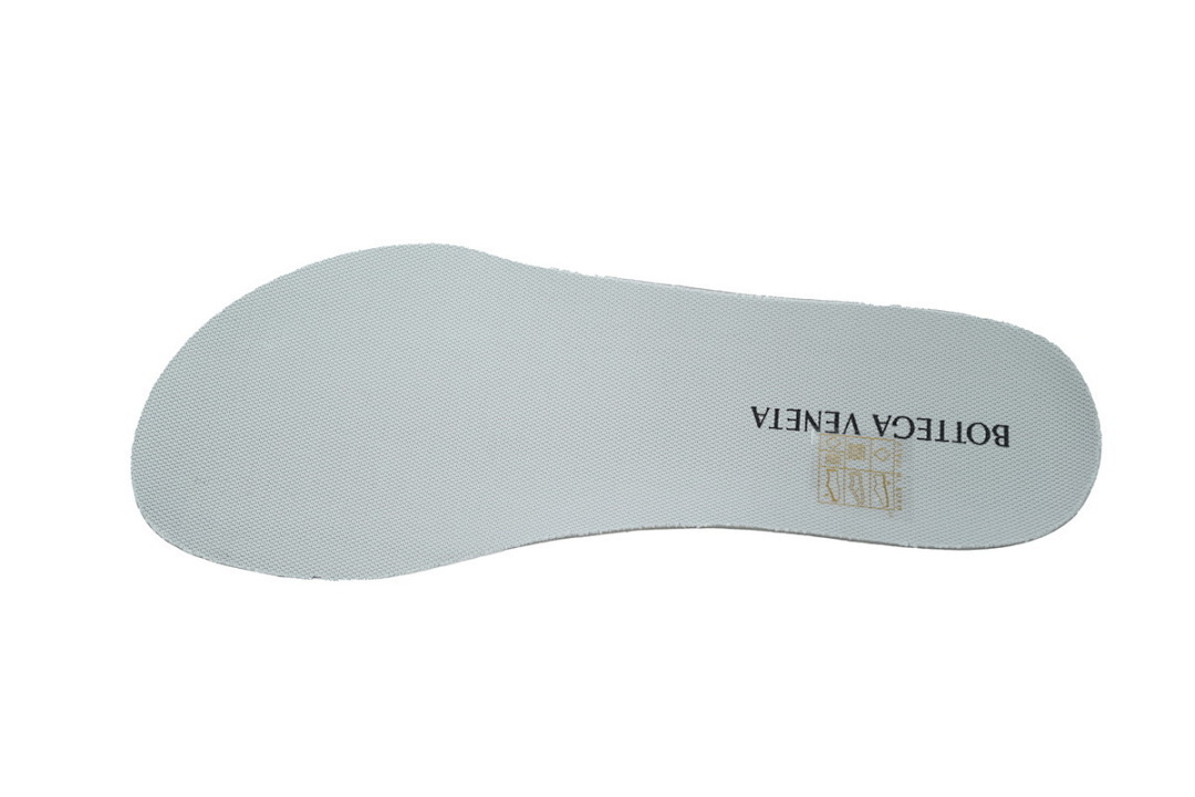 Bottega Veneta Orbit Silvery
