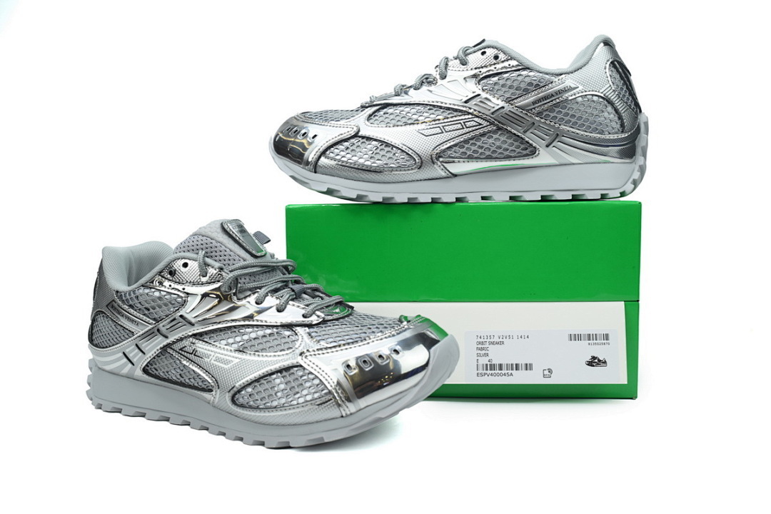Bottega Veneta Orbit Silvery