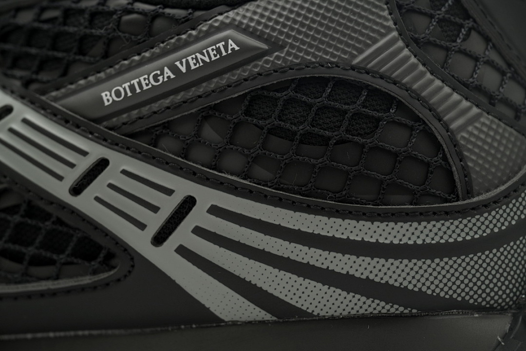 Bottega Veneta Orbit Black