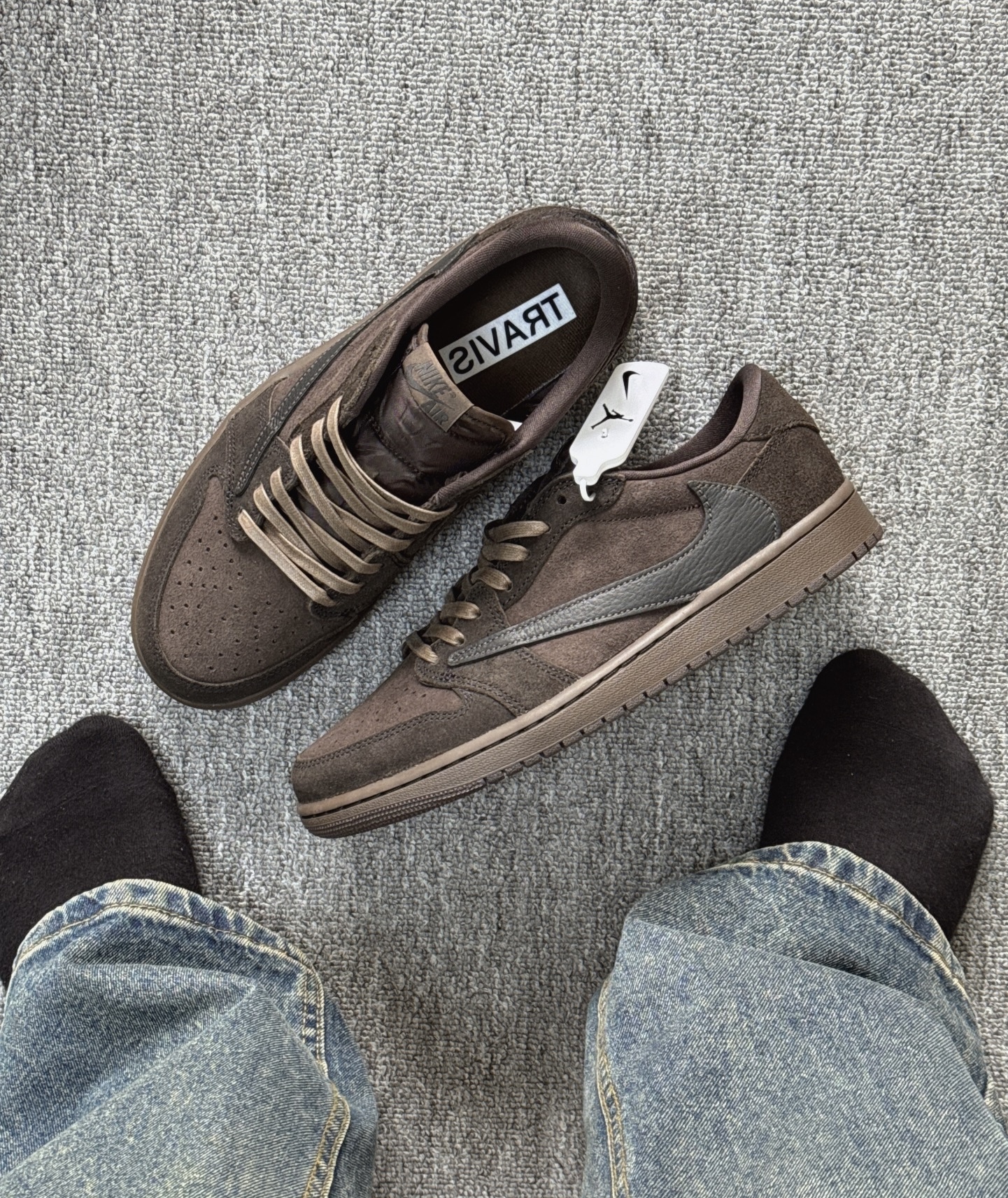 XP Travis Scott x Air Jordan 1 Retro Low OG SP 'Velvet Brown' review anthony 02