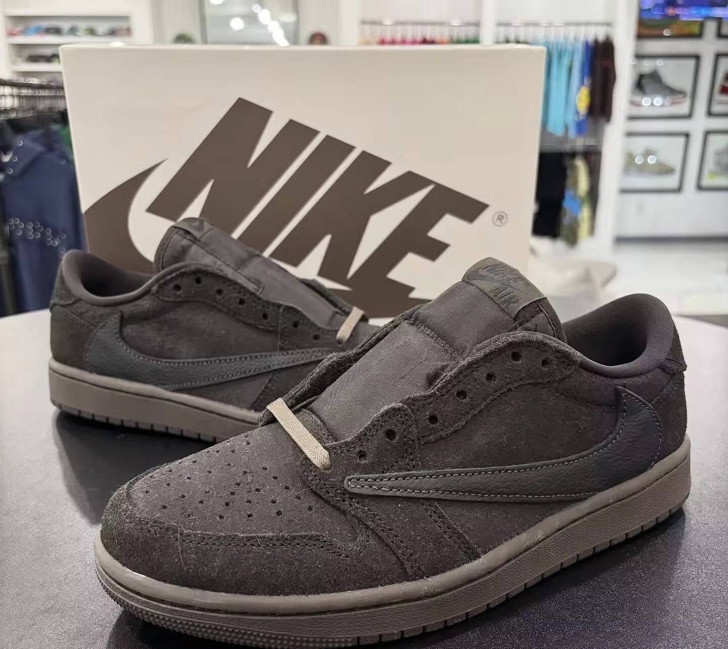 XP Travis Scott x Air Jordan 1 Retro Low OG SP 'Velvet Brown' review nicole 00