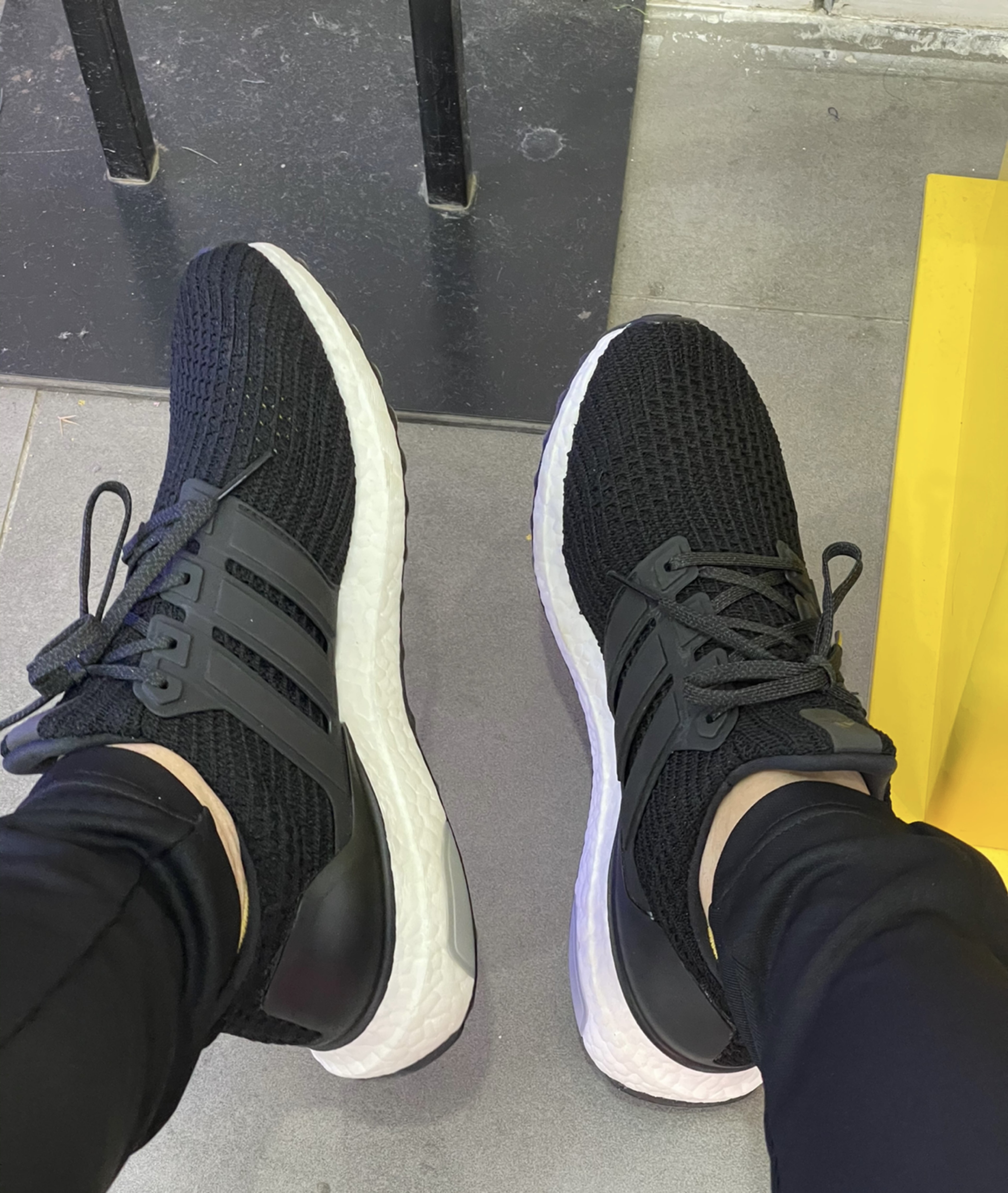 Adidas Ultra Boost 4.0 “Black White” Real Boost review Da 01