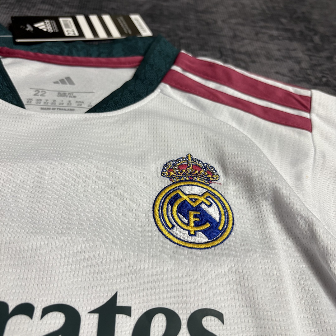 Real Madrid 2026/27 Home Kid Jersey - Fan Version Football Shirt | Regular Fit