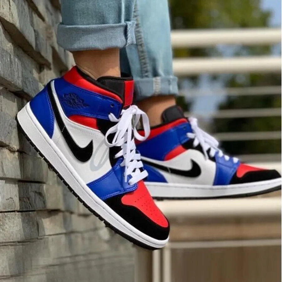Air Jordan 1 Mid