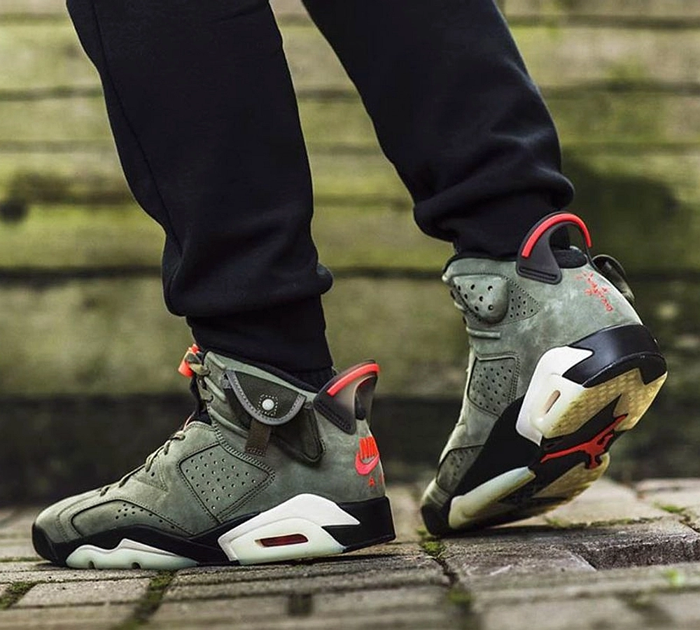 Air Jordan 6 x Travis Scott  