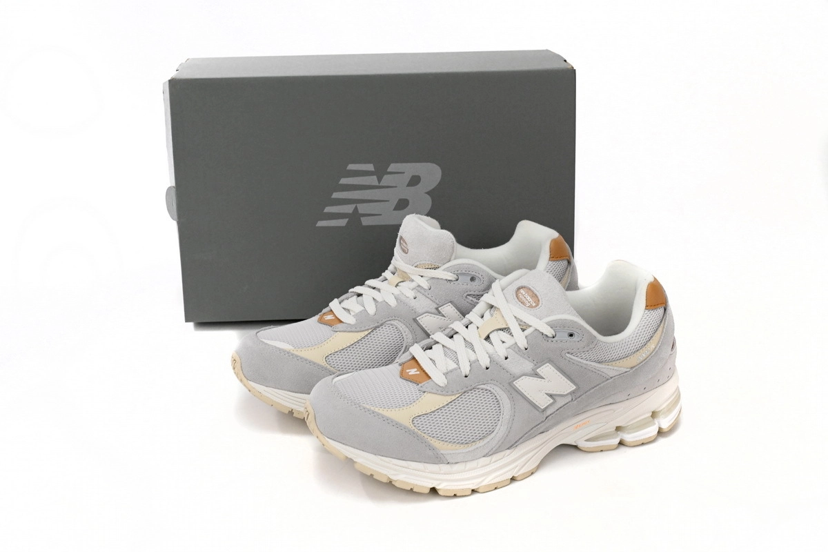 New Balance 2002R Reps