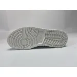 Air Jordan 1 Low To My First Coach DJ6909-100??