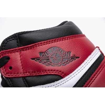 Air Jordan 1 High OG “Black Toe” 555088-125 02