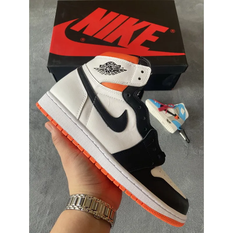 Air Jordan 1 High OG Electro Orange 555088-180??