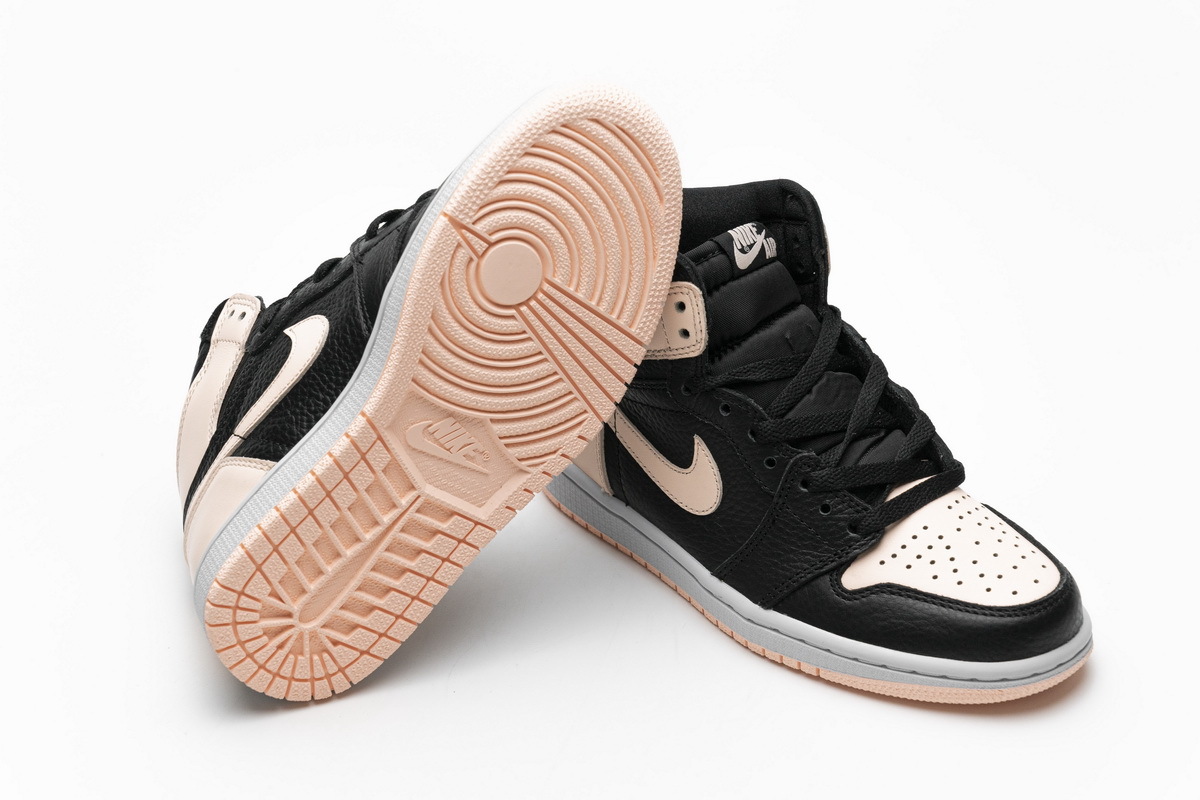 Air Jordan 1 Retro High OG “Crimson Tint” 555088-081 ??