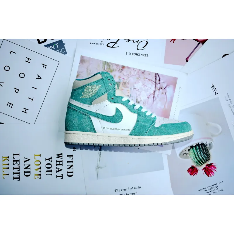Air Jordan 1 High OG“Turbo Green” 555088-311 ?Nike Jordan 1 Retro High Turbo Green Mens - Crew Kicks?aj1 turbo green,turbo green air jordan 1,turbo green aj1,turbo green jordans,Nike Jordan 1 Retro High Turbo Green Mens