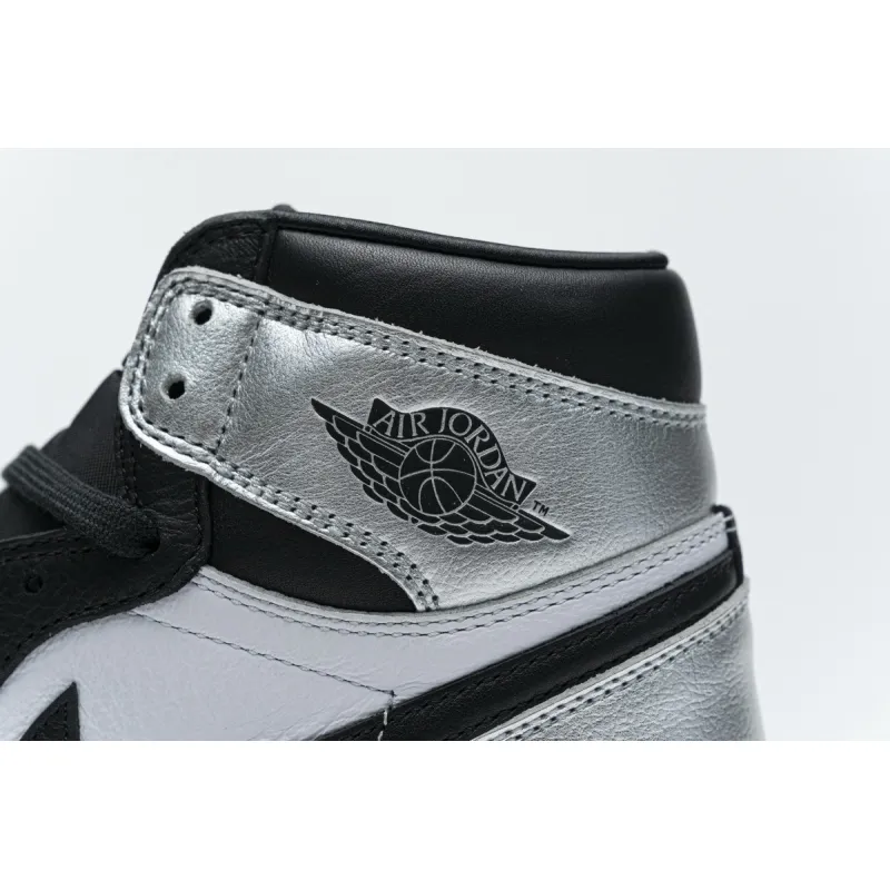 Air Jordan 1 High OG "Metallic Silver" CD0461-001