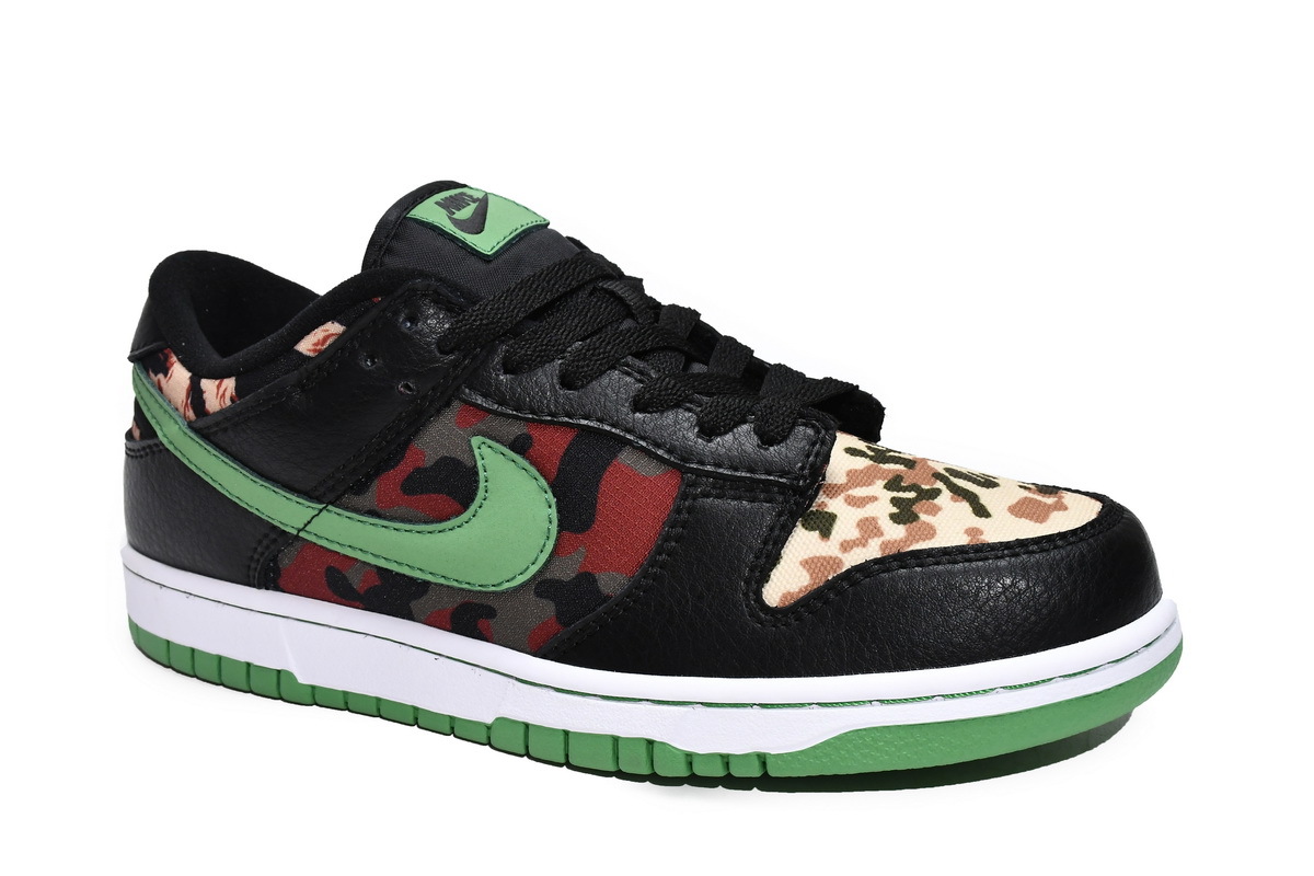 nike dunk camo