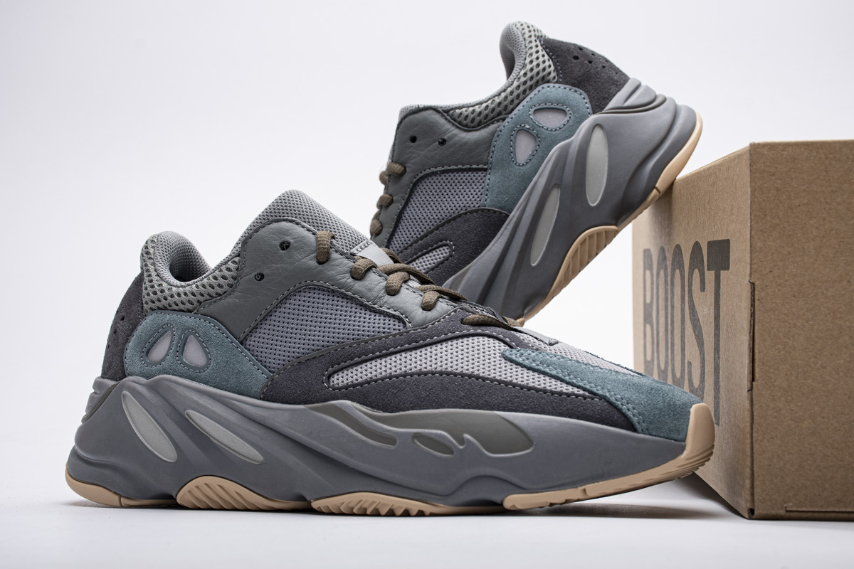  Yeezy Boost 700 Teal Blue Basf Boost FW2499??