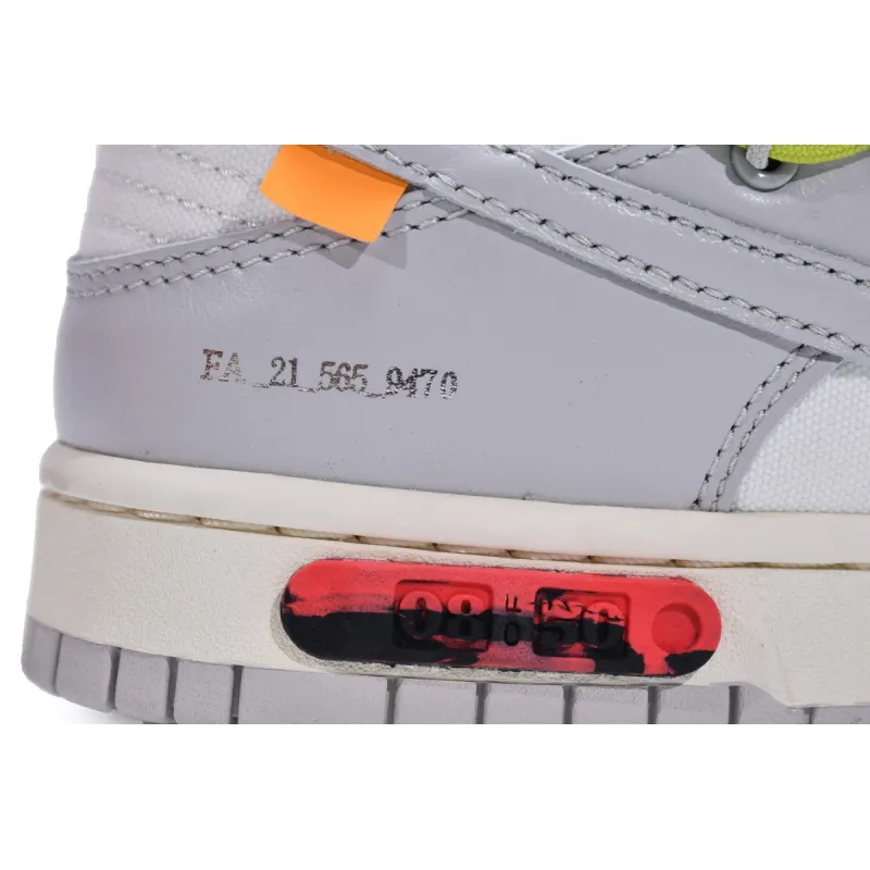 OFF WHITE x Nike Dunk SB Low Lot 8 DM1602-106